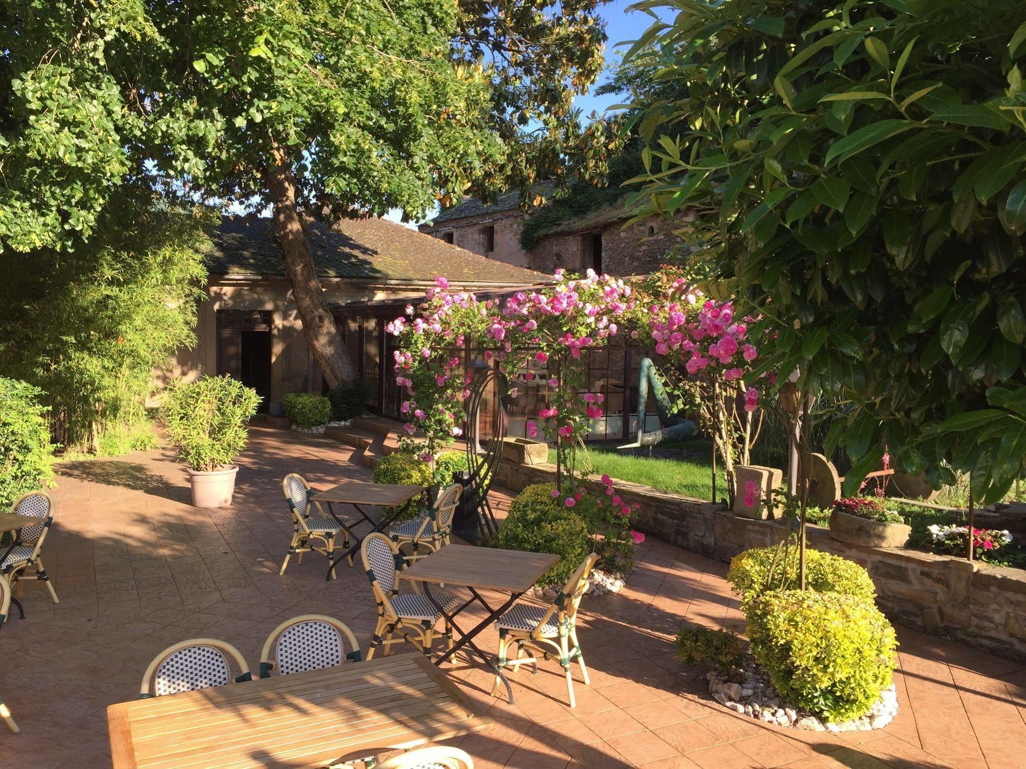 Hotel Les Magnolias Curvalle Exteriér fotografie